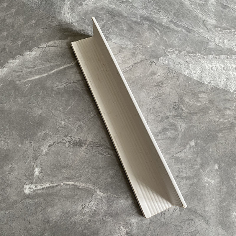Η γραφική γωνία τοίχων PVC σχεδίου φρουρεί UV ανθεκτικό περιποίησης ακρών τοίχων
